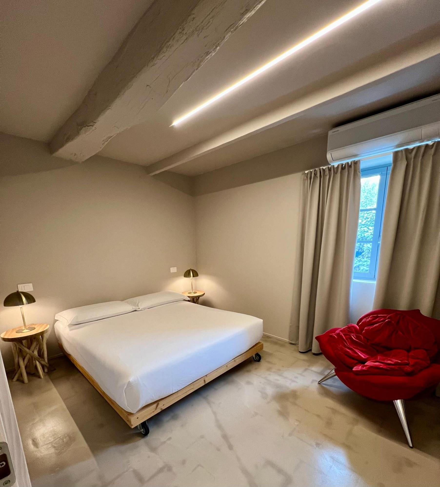 Palazzo Del Papa Country Suites Siena Eksteriør bilde