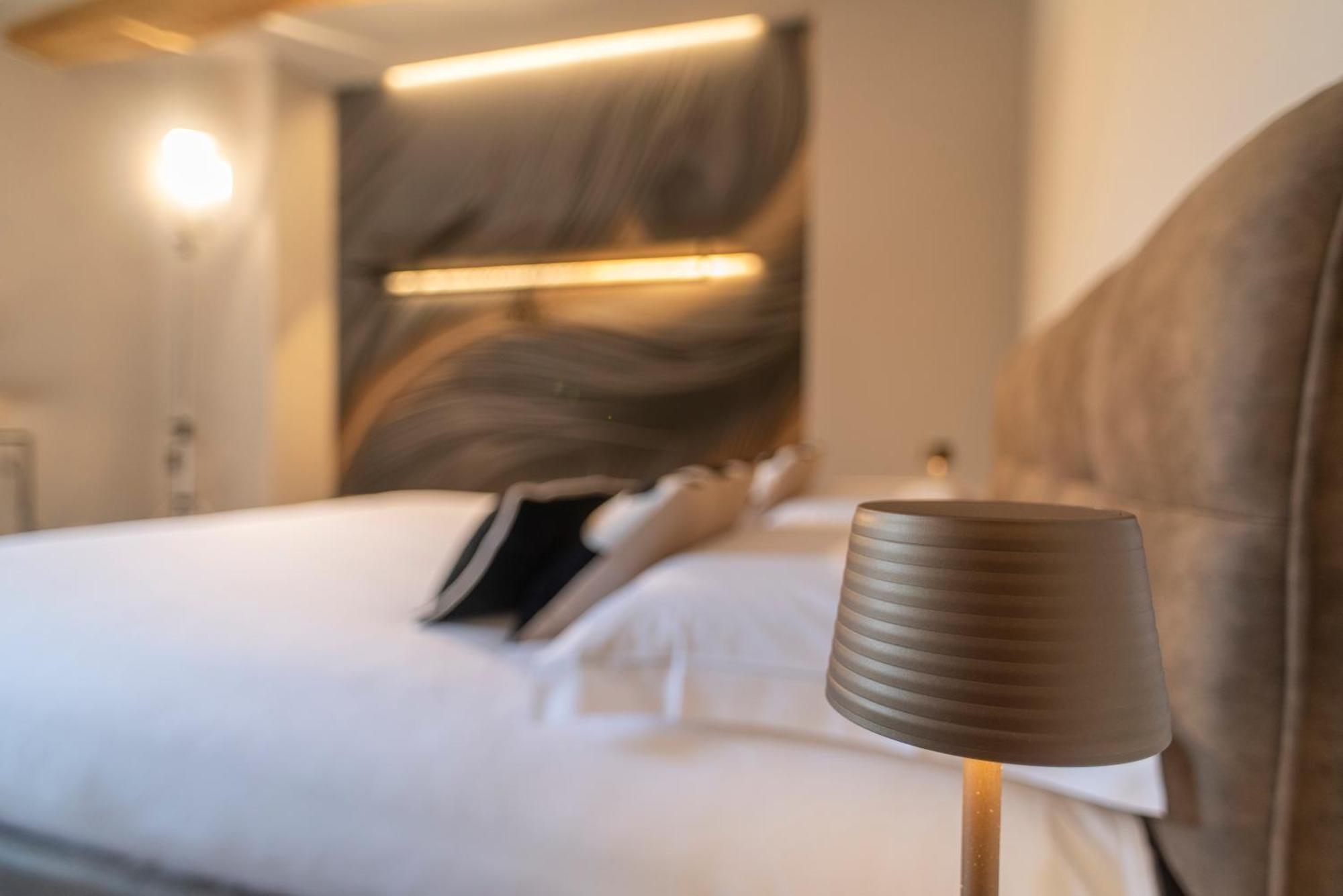 Palazzo Del Papa Country Suites Siena Eksteriør bilde